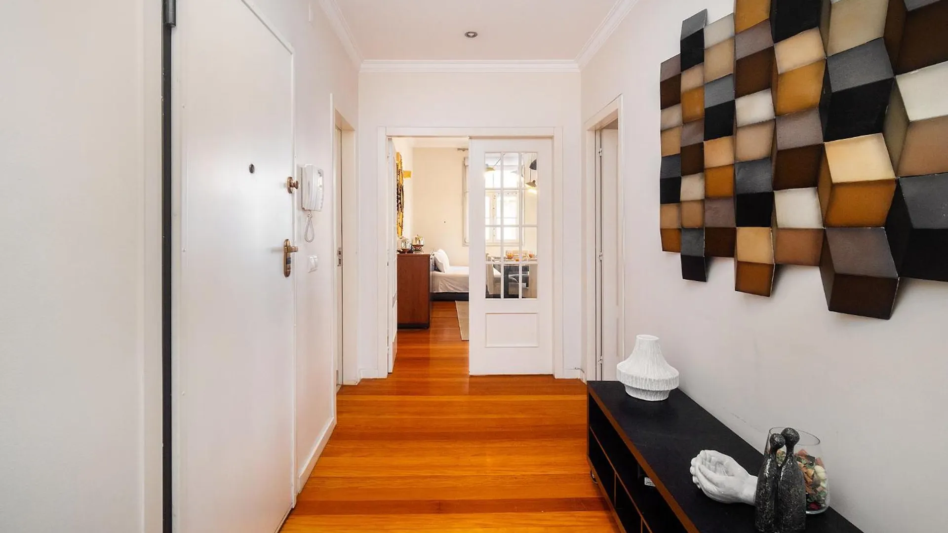 Whome Artsy Apartment In The Heart Of Chiado Lisboa